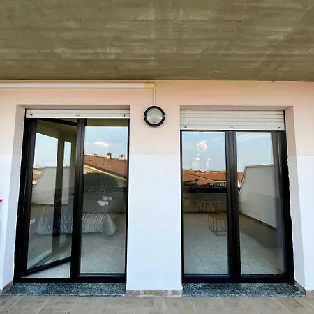 Apartment Kristall Pool View By Almanova Residenze